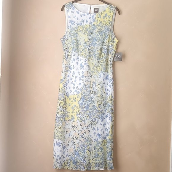 Sleeveless Floral Midi Dress - Picture 2 of 2